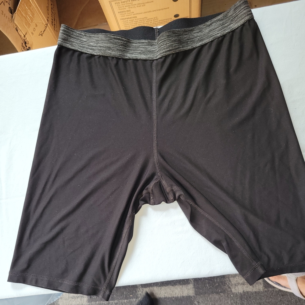 Athletic Works Black Performance Shorts with Gray Accents Size XL 2X